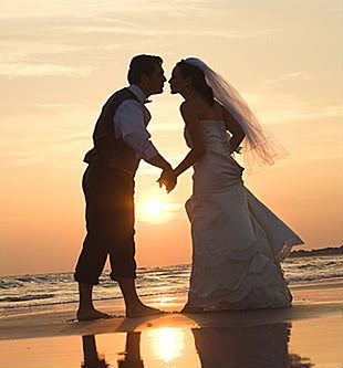 _editor_wedding_couple_on_beach