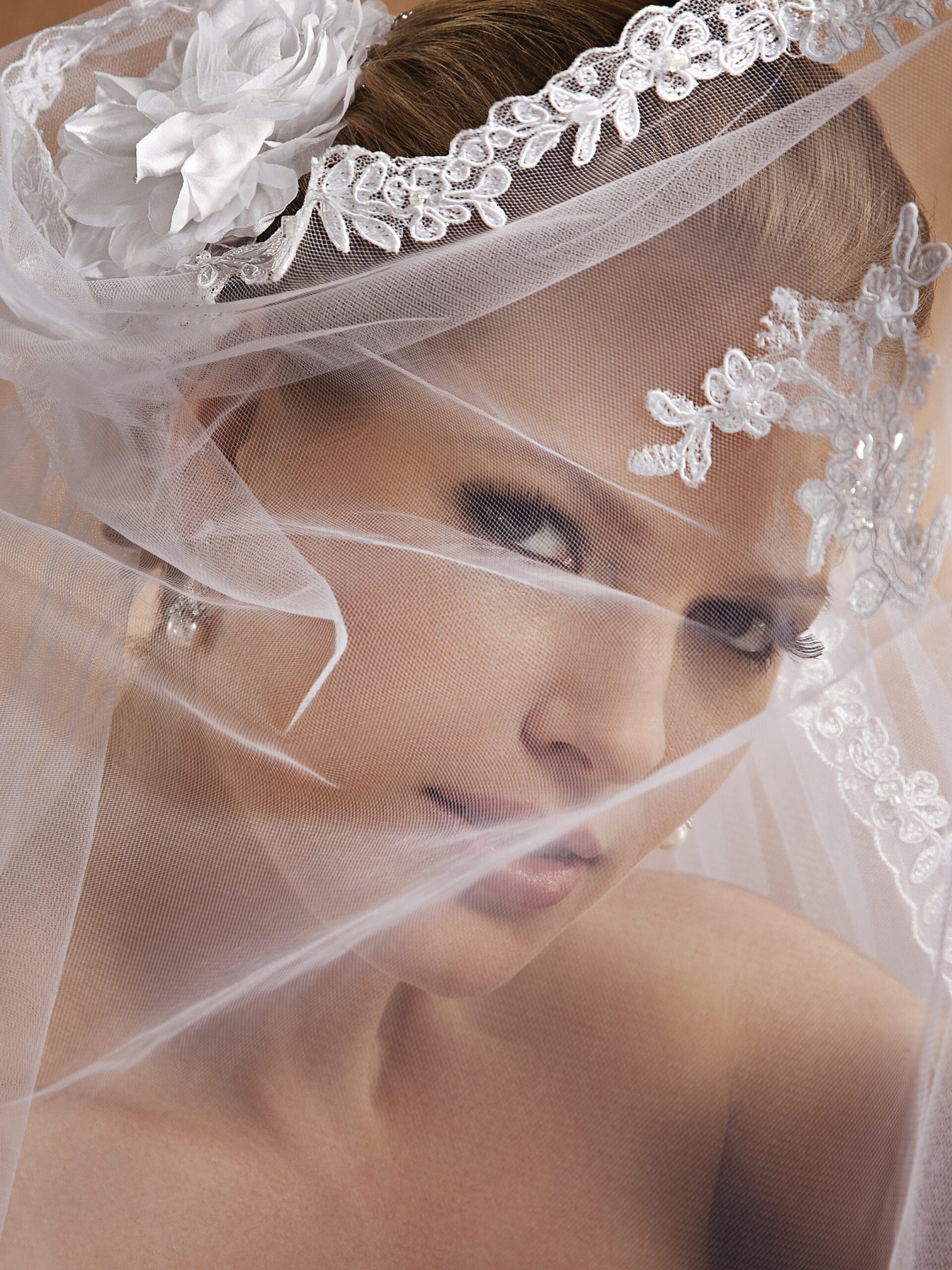 Via Sposa Dubai Rev 210x280mm 1